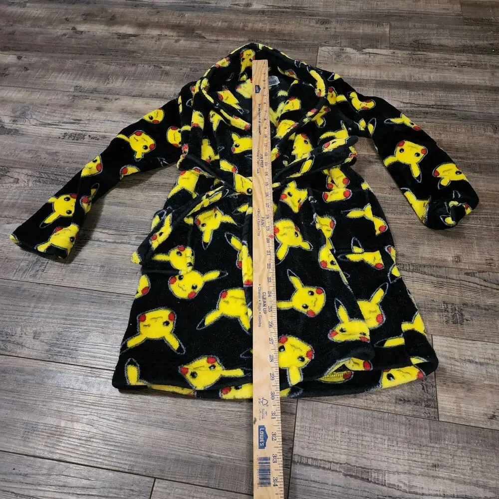 Pokemon Robe Picachu Boys size 10/12 pre-owned good condition 2558